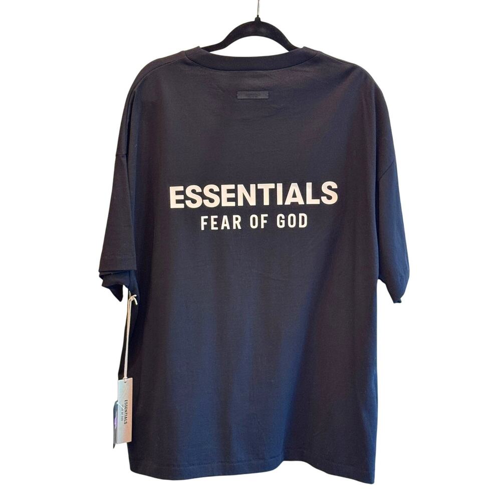 NWT Jet Black Fear of God Essentials Classic Short Sleeve Tee SMALL - Picture 5 of 7